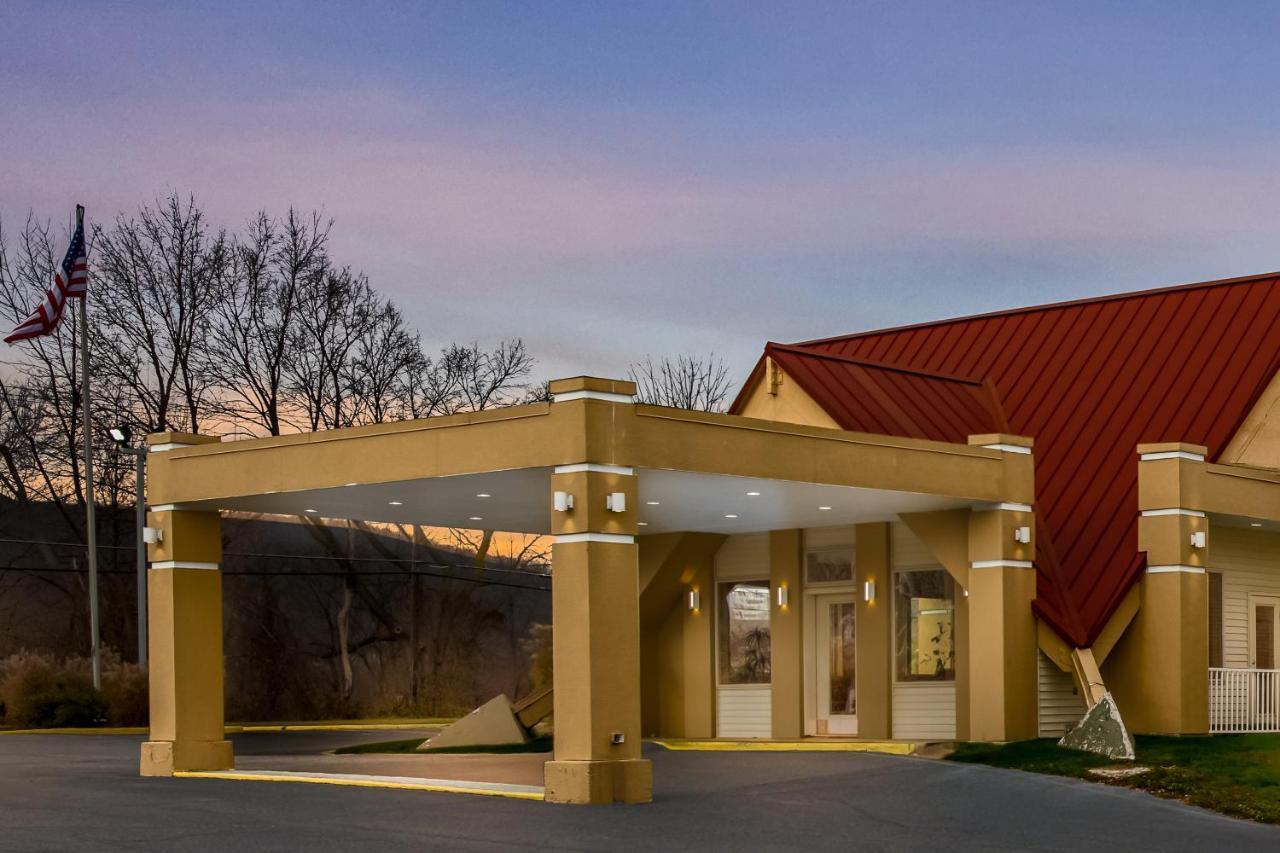 Econo Lodge Inn & Suites Binghamton Εξωτερικό φωτογραφία