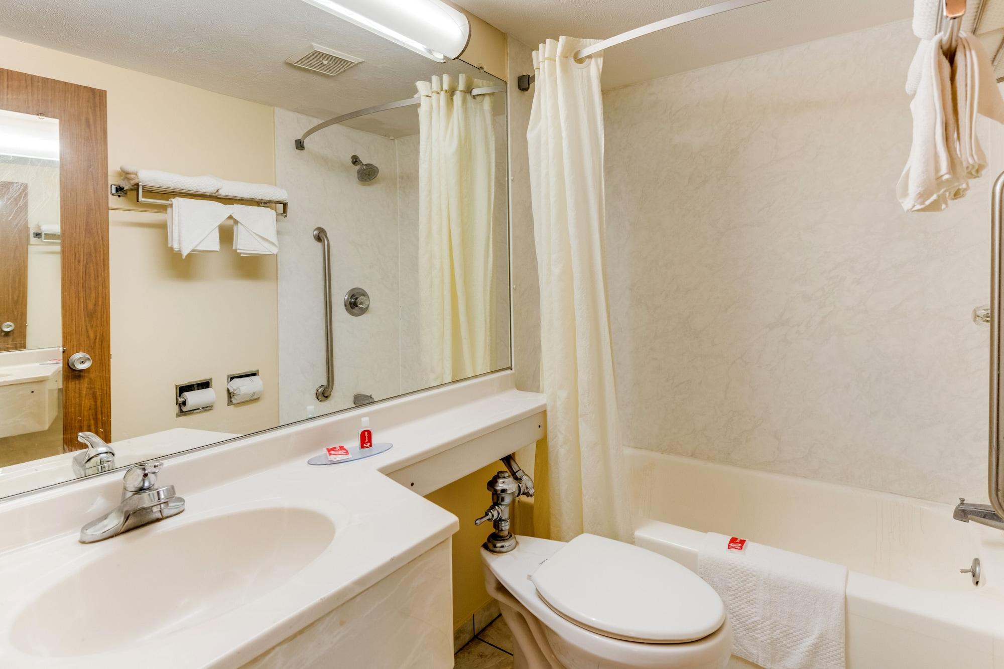 Econo Lodge Inn & Suites Binghamton Εξωτερικό φωτογραφία