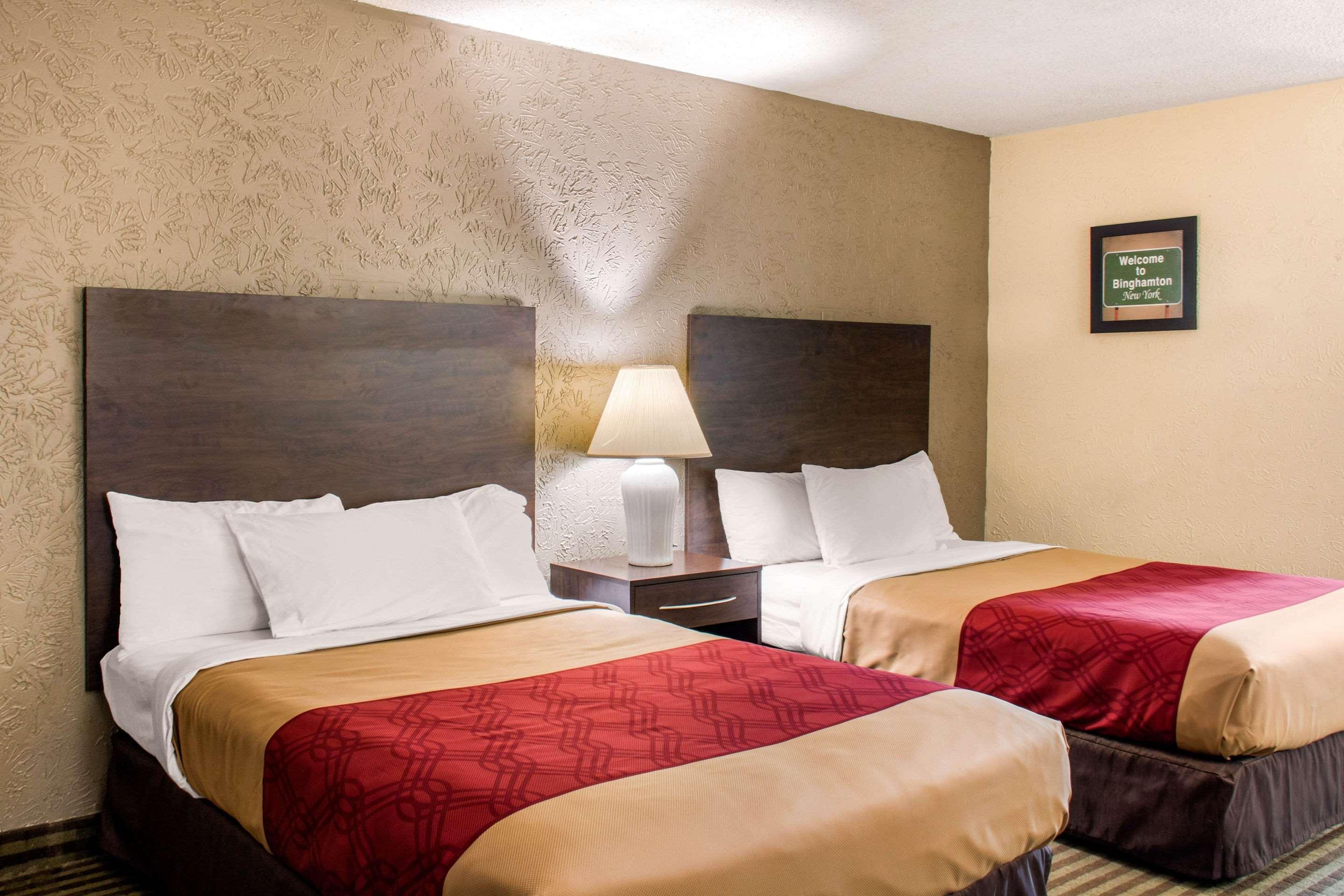 Econo Lodge Inn & Suites Binghamton Εξωτερικό φωτογραφία