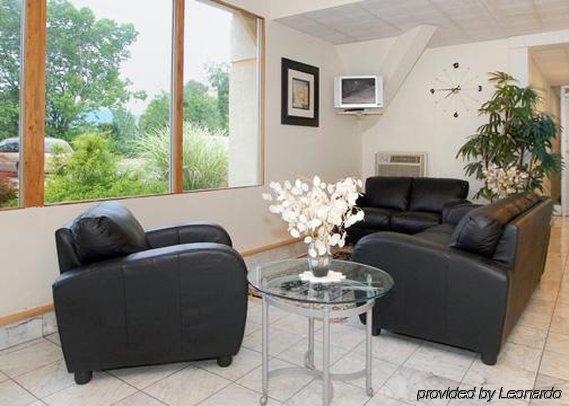 Econo Lodge Inn & Suites Binghamton Εσωτερικό φωτογραφία