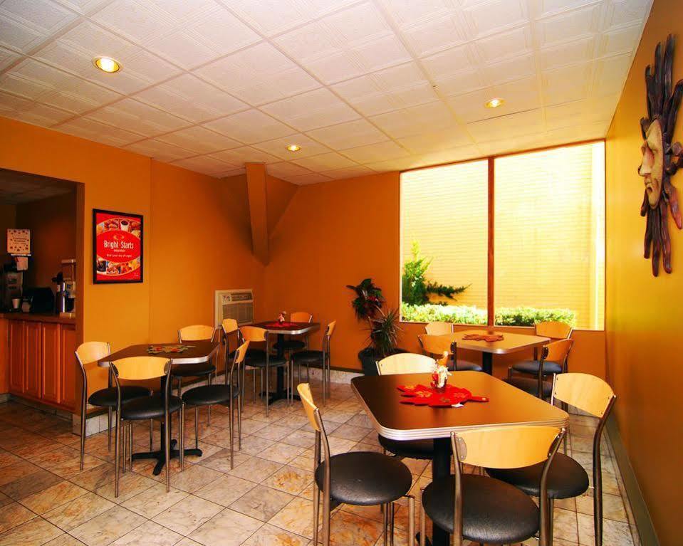 Econo Lodge Inn & Suites Binghamton Εξωτερικό φωτογραφία