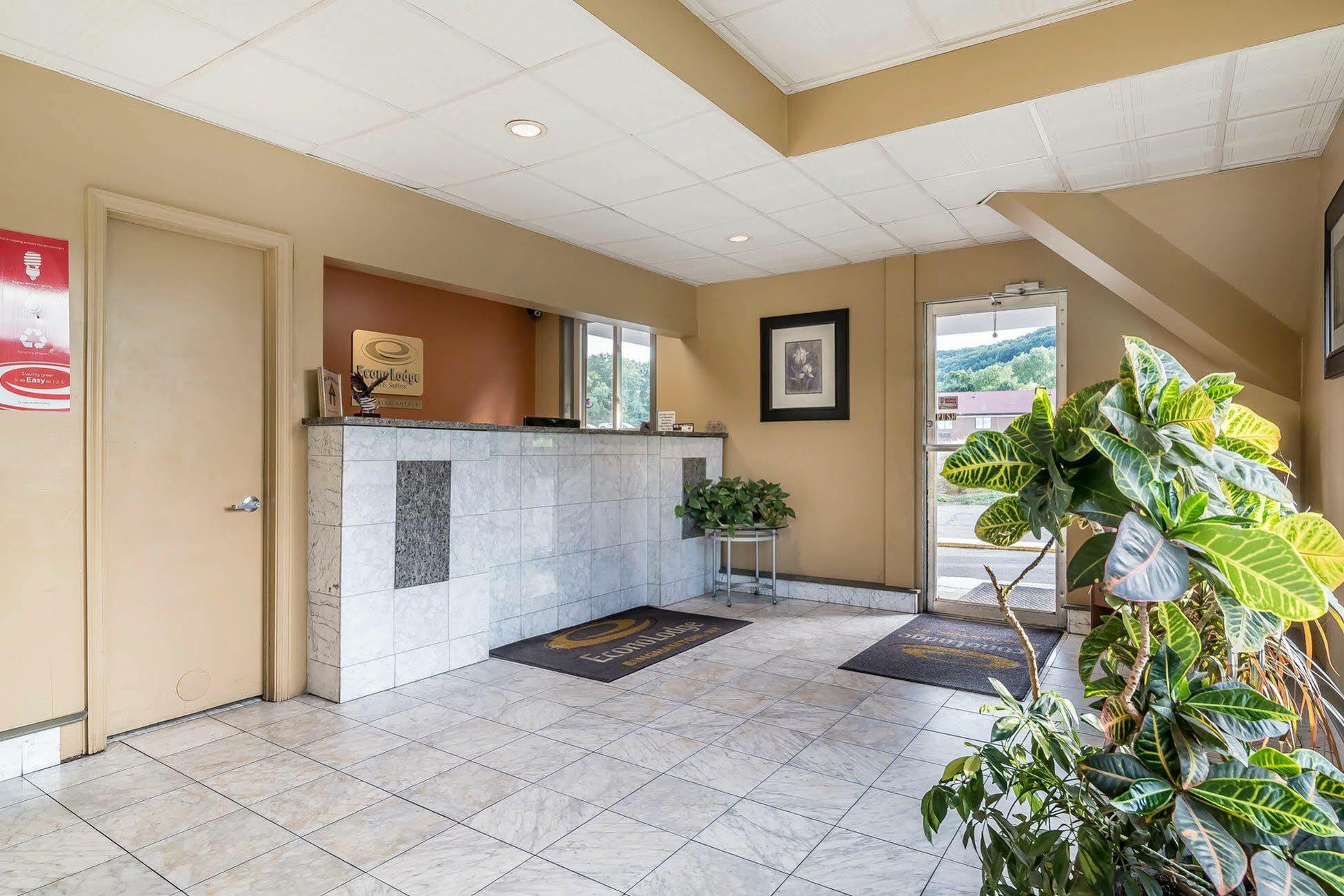 Econo Lodge Inn & Suites Binghamton Εξωτερικό φωτογραφία